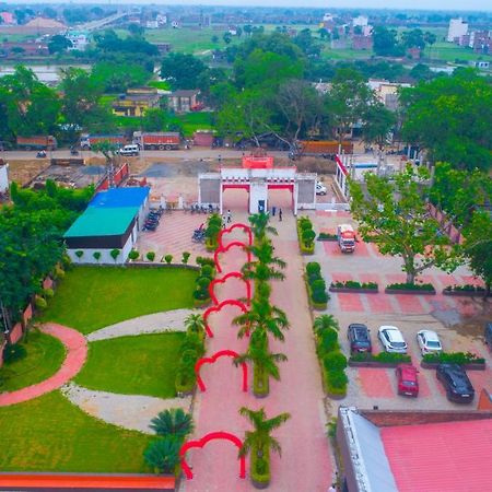 Hotel Sukhdeo Palace Gaya Extérieur photo